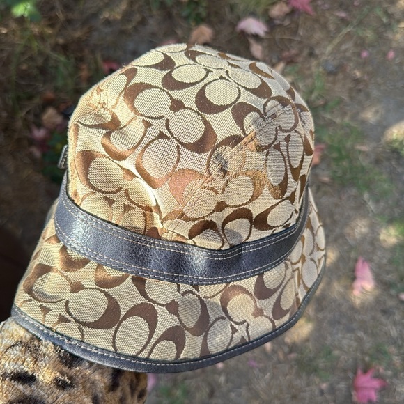 Coach Signature Tan Brown Canvas Bucket Hat with Dark Brown Trim main image 9